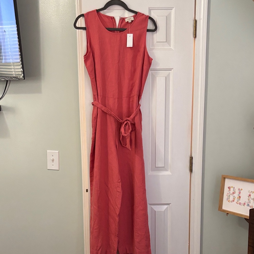 LOFT Sleeveless Jumper. Coral color. NWT